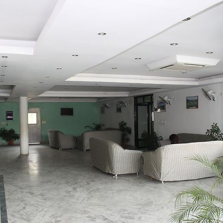 Nepalgunj Kitchen Hut Hotel المظهر الخارجي الصورة